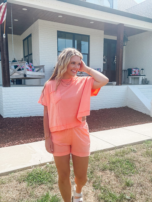 The Daydream Set in Coral