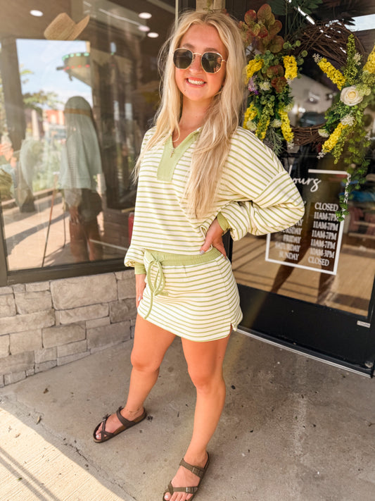 EE striped long sleeve cropped pullover in avocado