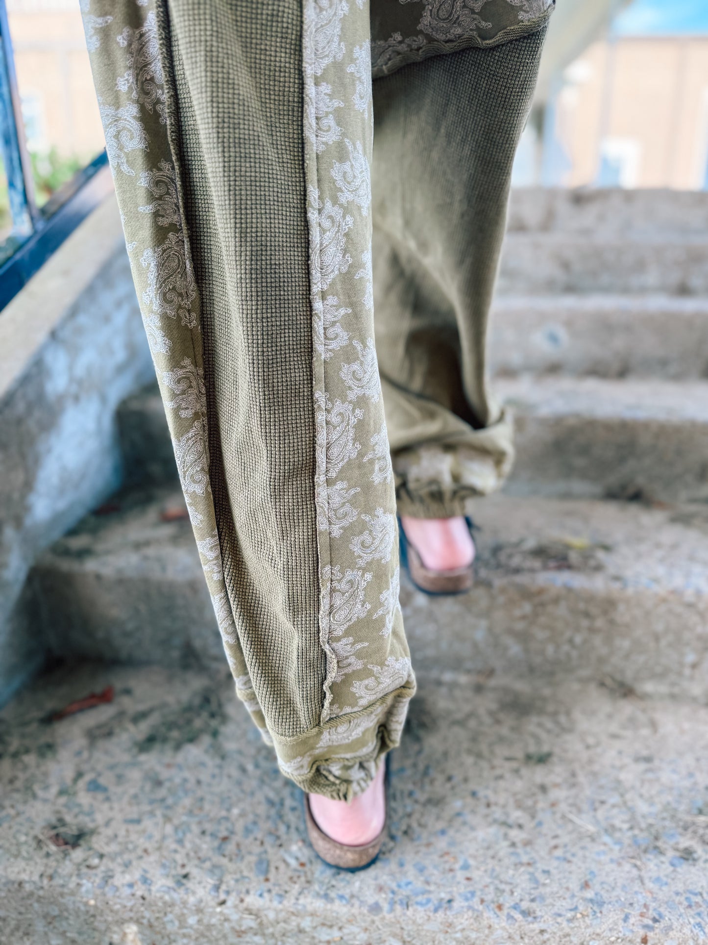 Meet The Teacher Olive Print Pants