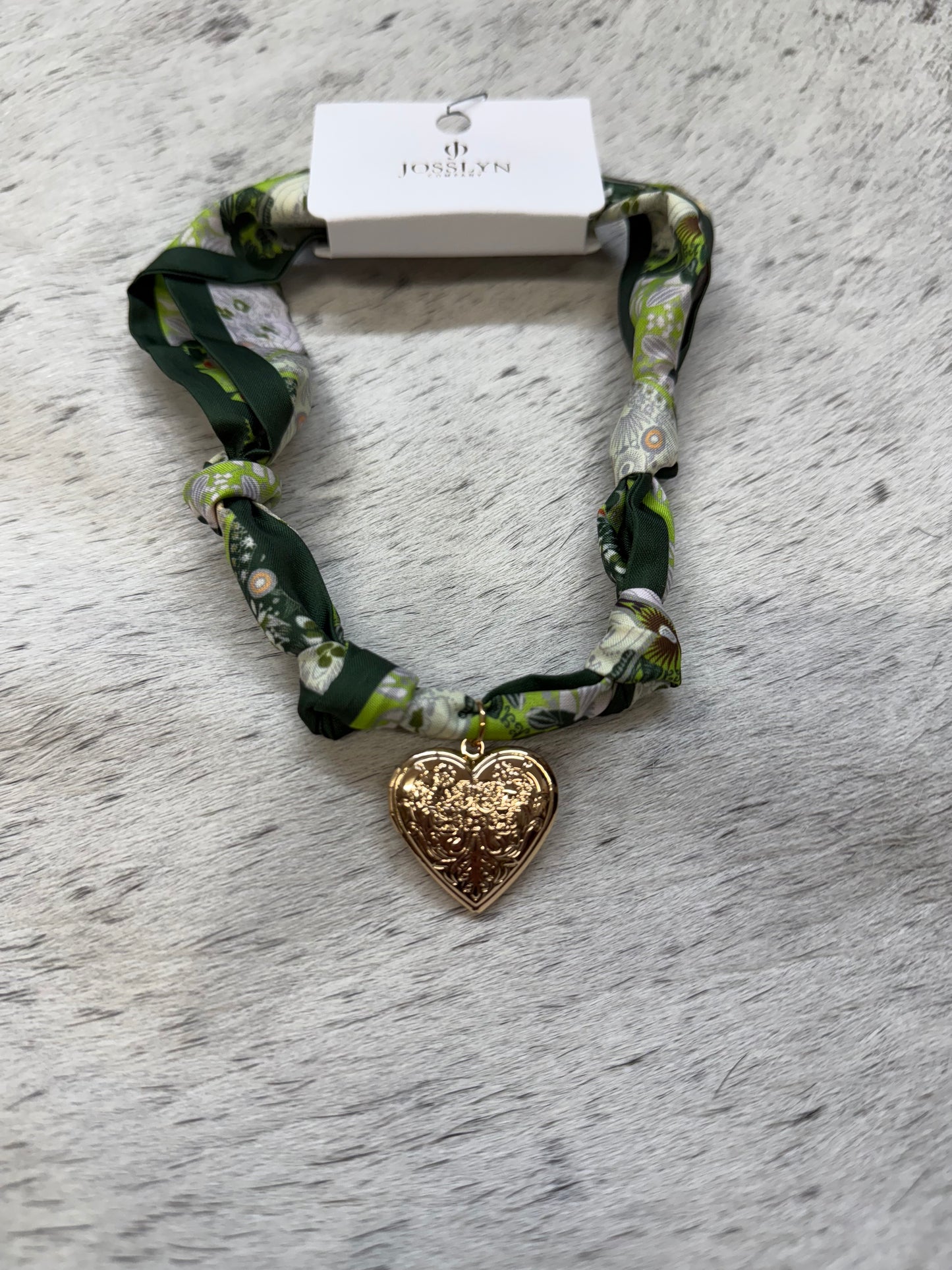 Green floral scarf necklace