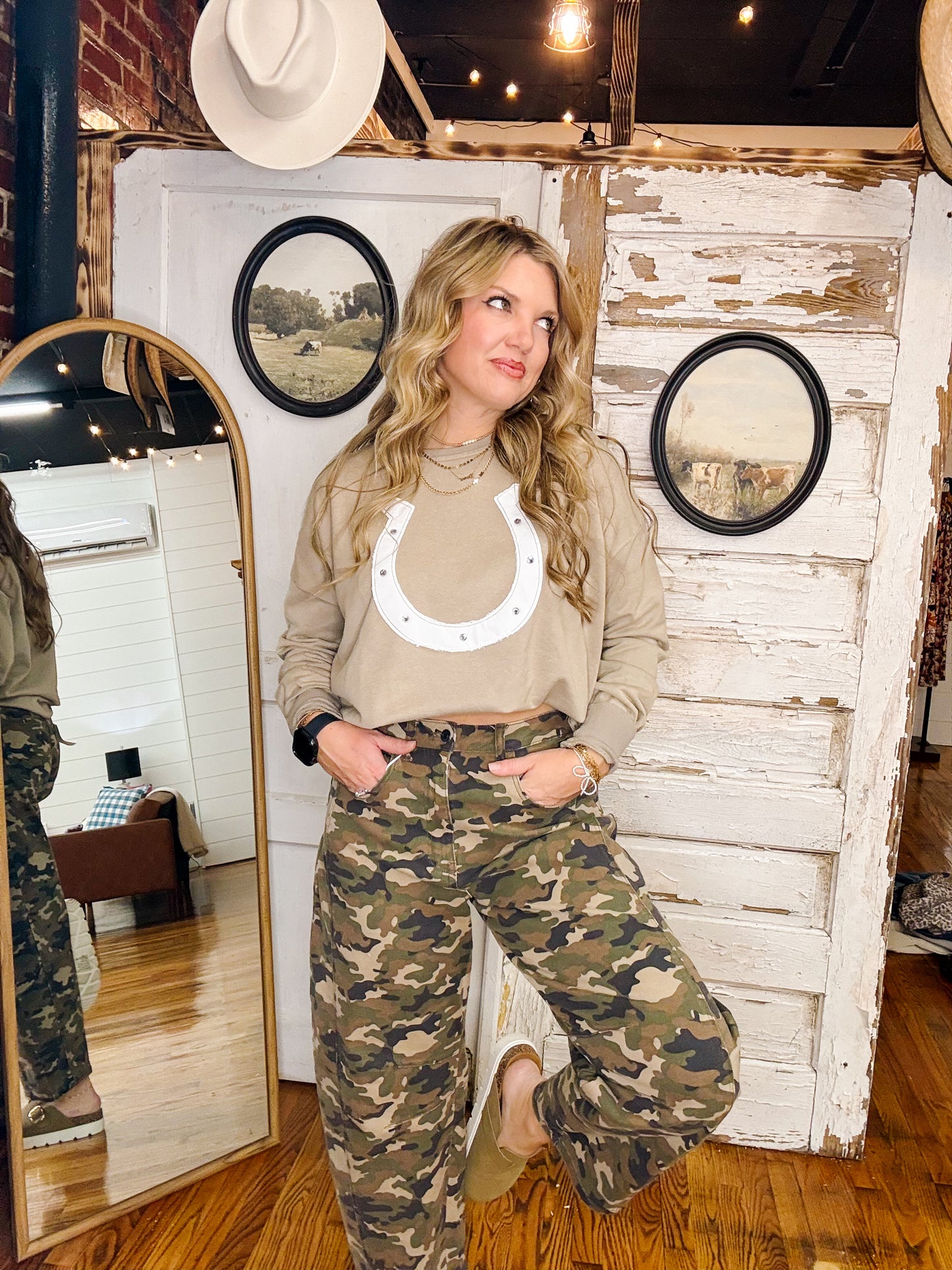 The Snow Washed Horseshoe Pullover