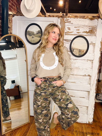 The Snow Washed Horseshoe Pullover