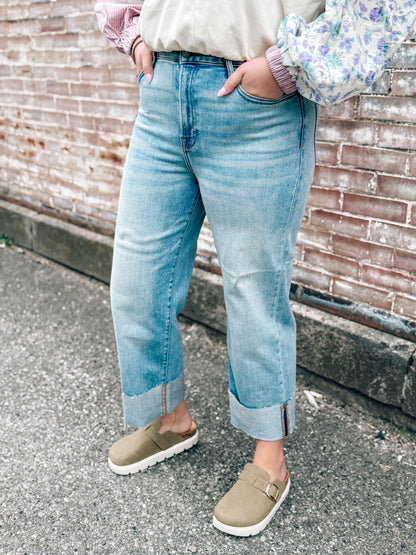 Vintage Dreams Cuffed Jeans