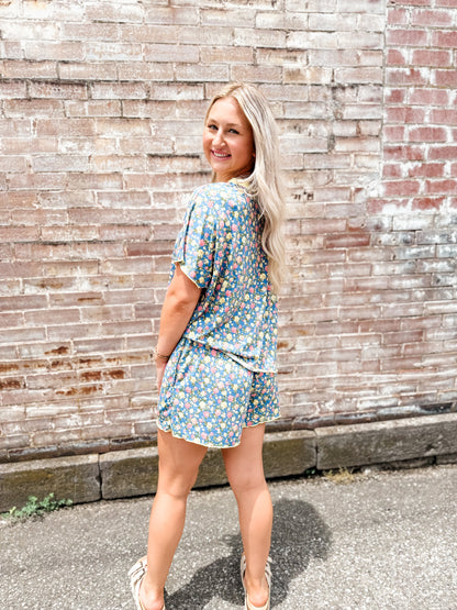 Blue/butter floral lounge set