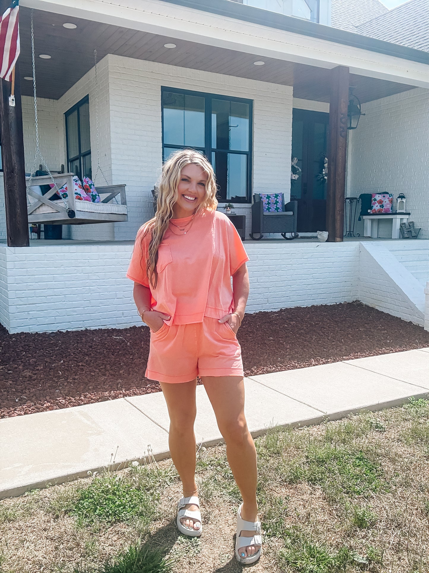 The Daydream Set in Coral