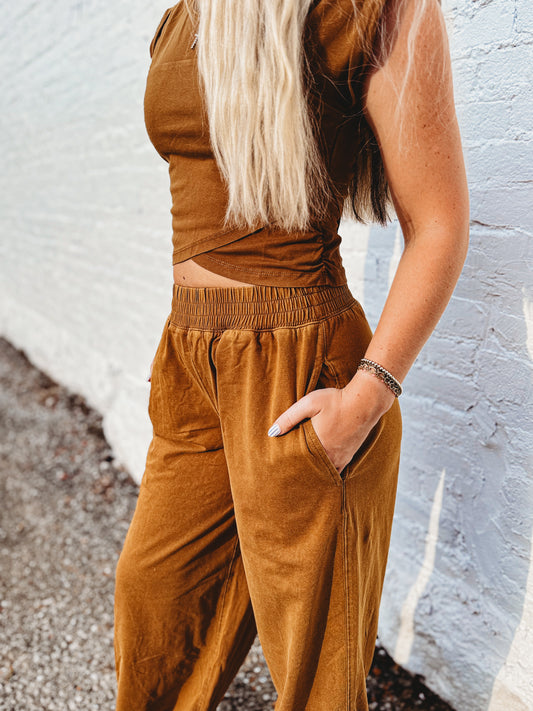 EE solid pocket jogger in walnut