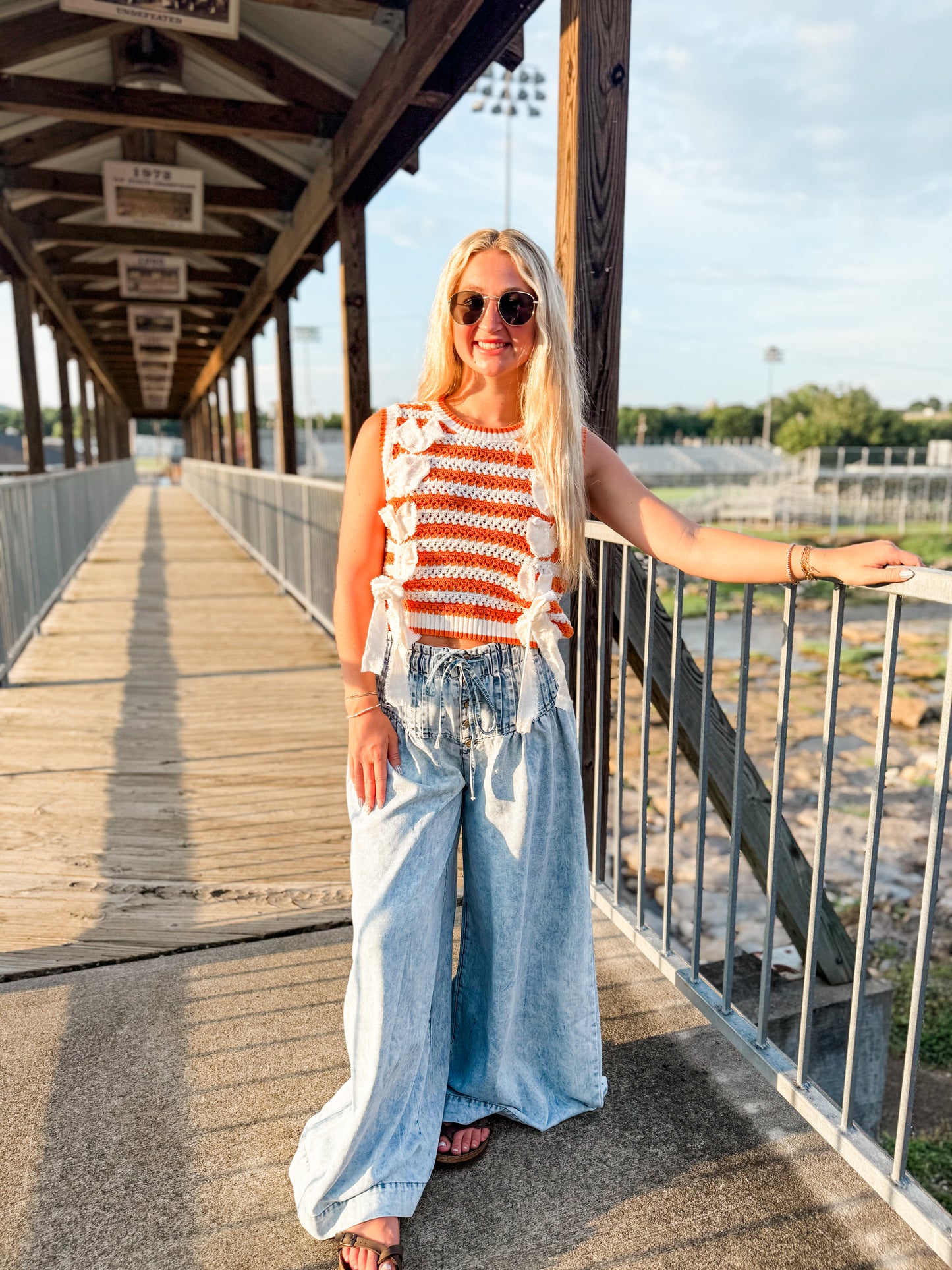 pleated wide leg pants mineral wash denim