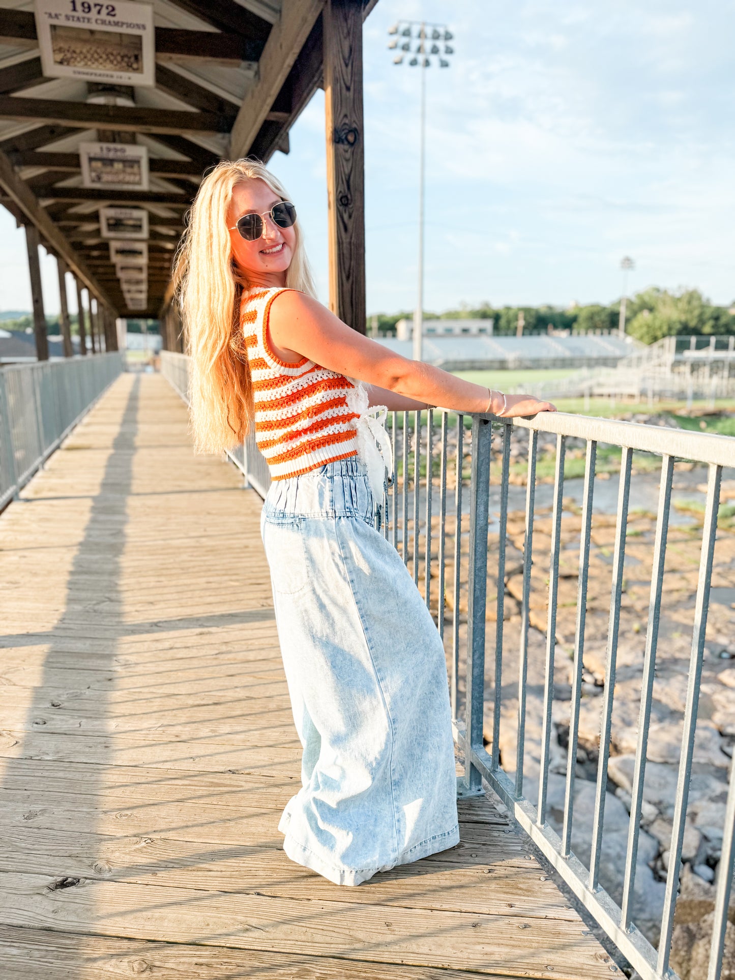 PL sleeveless sweater w bows orange and white