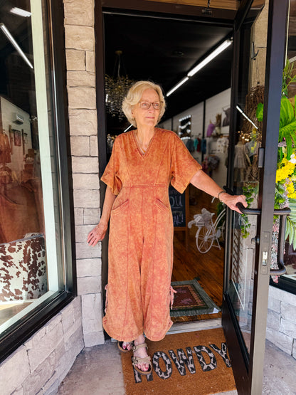 EE Short Sleeve V Neck Jumpsuit in SPICE