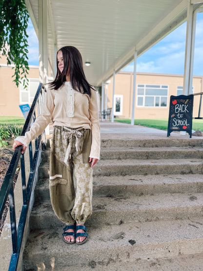 Meet The Teacher Olive Print Pants