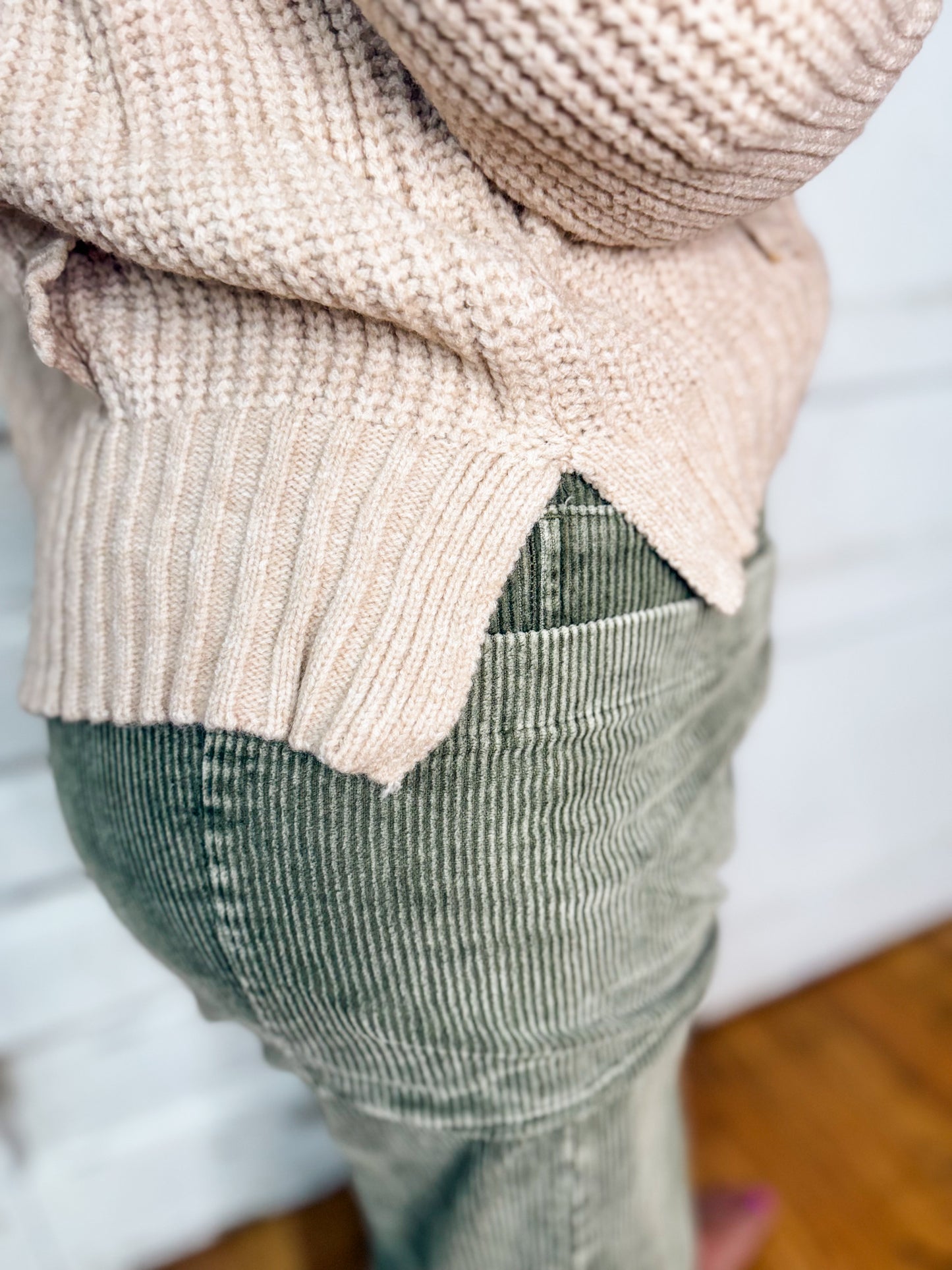 SM Diamond Pattern Cable Knit Sweater-OATMEAL