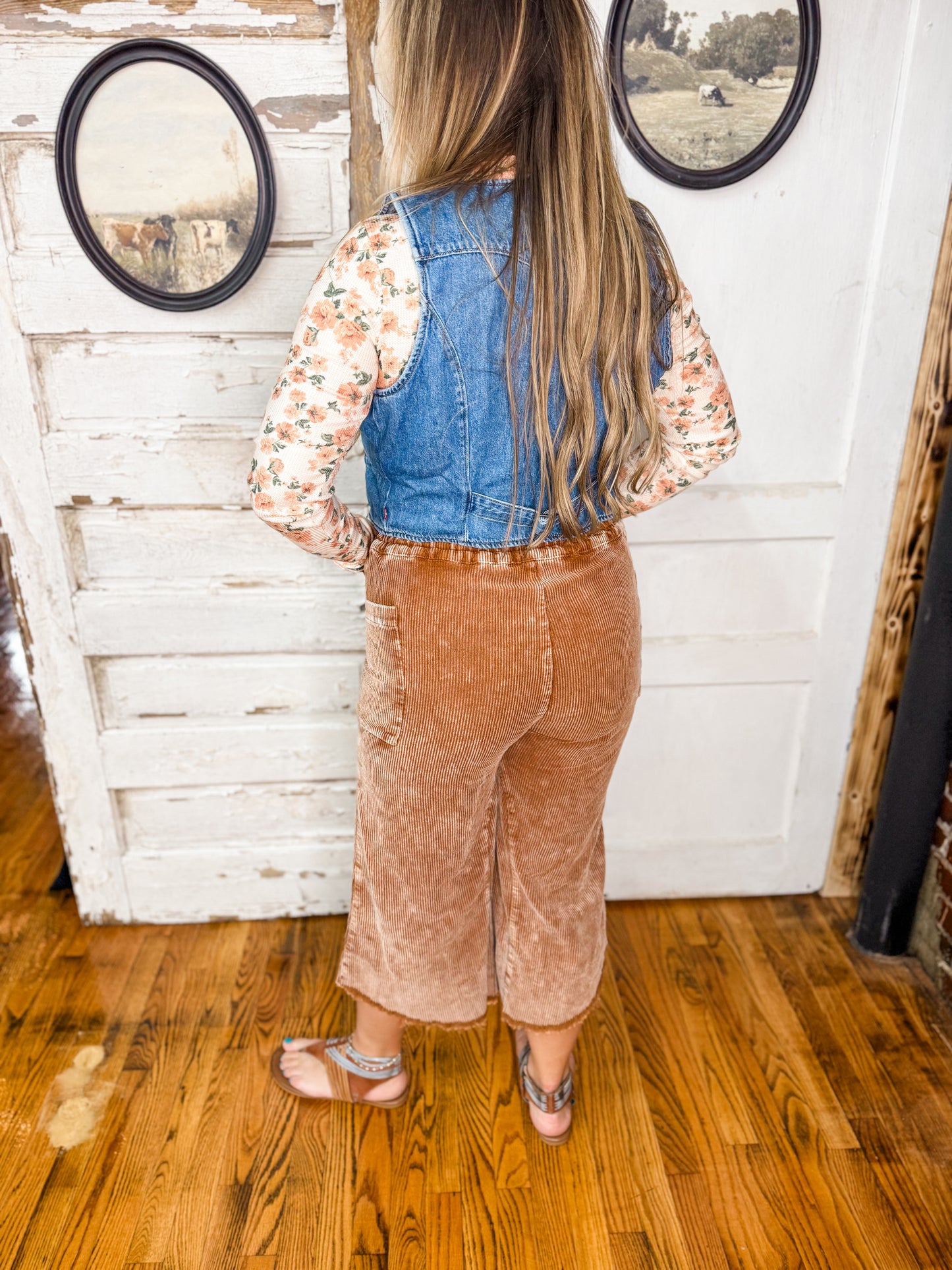 AW Cropped Fray Hem Corduroy Wide Pants-Camel