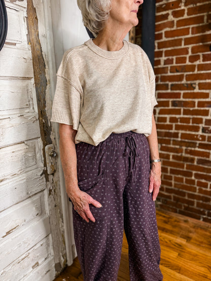 EA Texture Woven Printed Pants in PLUM